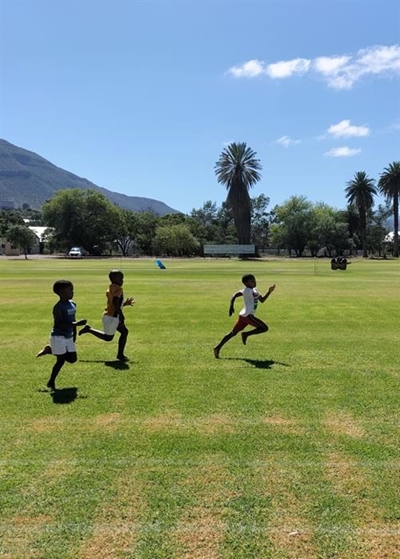 Graaff-Reinet Primêr blink uit op Botanies