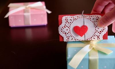 How to create gifts with an affordable laser cutter