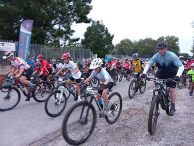 Bergfietsry-marathon skop af