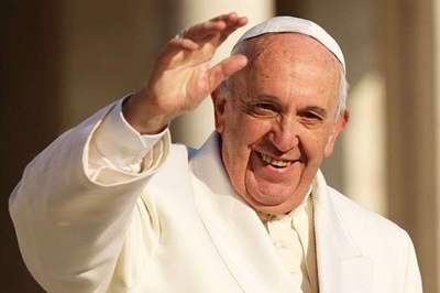 Pope says serpent temptation in Bible 'first fake news'