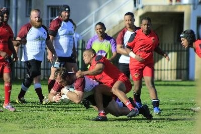 Oudtshoorn-rugbyklub slag Superstars 