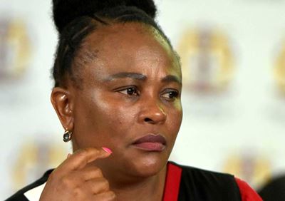 Mkhwebane gives Ramaphosa, Mapisa-Nqakula until Thursday to respond to her letter
