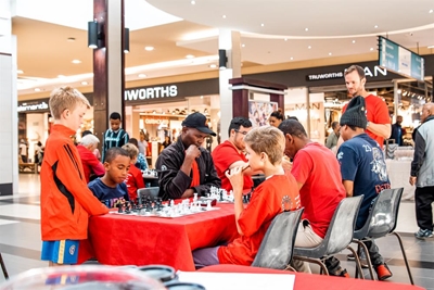 Blitzing through chess games at the mall