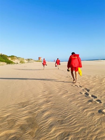 Happy lifeguards deployed at all George’s beaches following wage negotiations