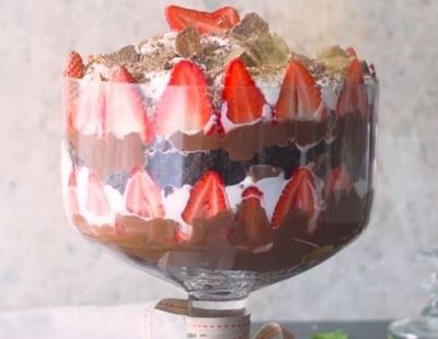 Recipe: Giant chocolate brownie trifle