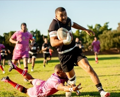 Heibi stoomroller oor Crusaders