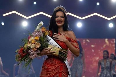 Natasha Joubert crowned Miss South Africa 2023