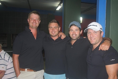 Blue Back Boogie verf die rolbalbaan blou