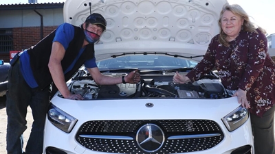 Ramkat rinkink in ’n Merc