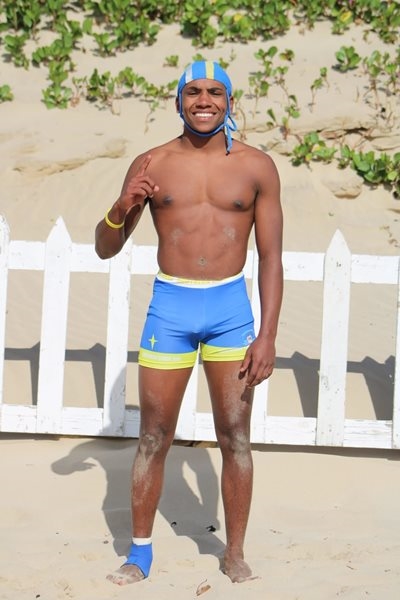 Quewin surfs his way to New Zealand