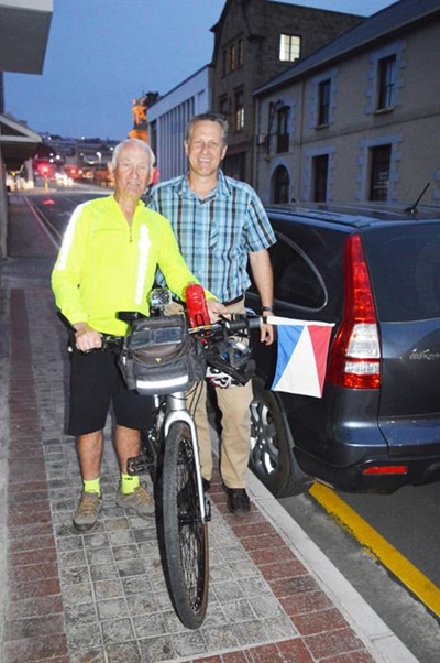 Fietsryer (77) hou koers vir Voories