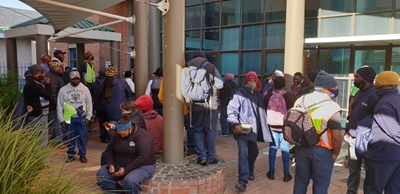 Municipal workers strike over Covid-19 danger pay