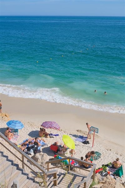 'Municipality must address encroachment on beachfront'