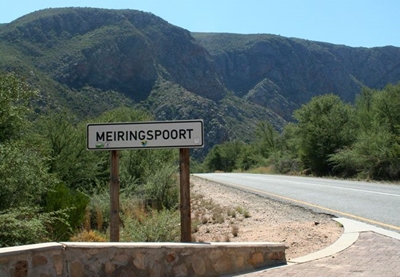 Meiringspoort weer oop