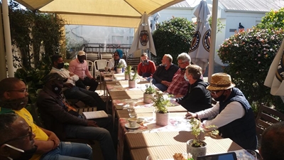 Vic Bay follow-up meeting nearly sunk