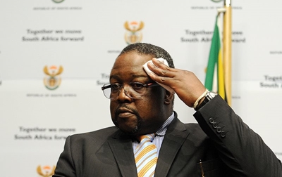Nhleko ‘disputes’ ‘unfair speculation’ of communicating with Ntlemeza about Dramat ‘hit’