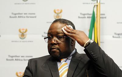 Nhleko ‘disputes’ ‘unfair speculation’ of communicating with Ntlemeza about Dramat ‘hit’