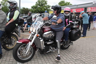 Ysterperde met 'n hart vir diere