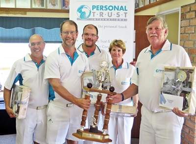 Stilbaai rol die balle net reg
