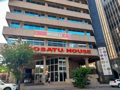 Internal auditors to blame for collapse of SOEs, says Cosatu