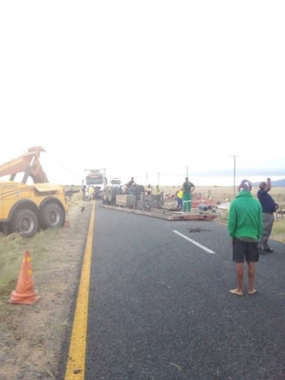Two die in accident on R63