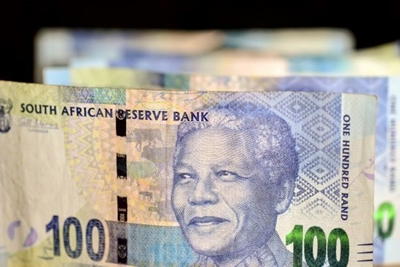 Rand extends gains versus sliding dollar