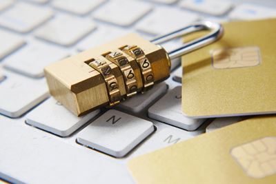 Pasop vir internetbedrog