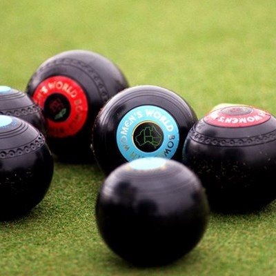 Six wins for bowler De Klerk