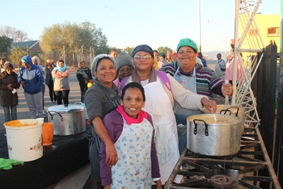 EDENfm se 'Soup Drive' in Oudtshoorn