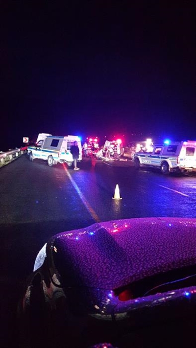 Woman dies in crash near Great Brak