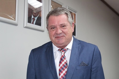 New district Speaker speaks to both sides