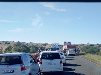 Taxis stream into EC for more funerals