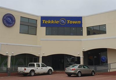 Continued legal battle for ex-Tekkie Towners