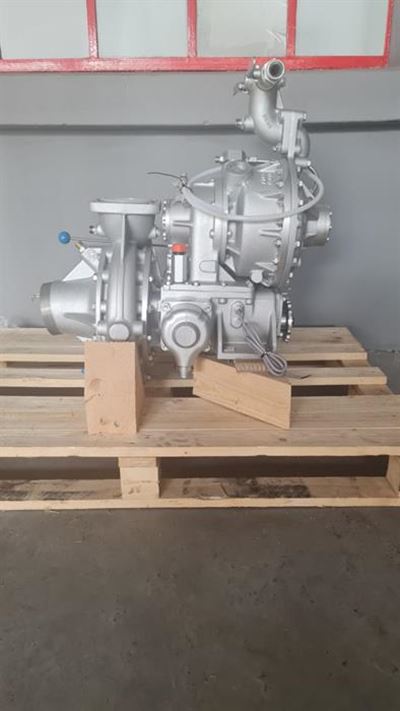 Fire engine pump driven by power take-off