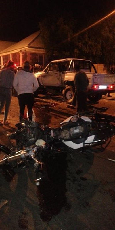Motorfietsryer uit koma gehaal