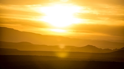 ‘Very hot’ weather expected in parts of Western Cape