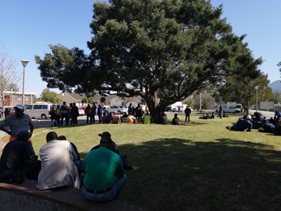 Werkers wag vir terugvoer oor Covid-19 griewe