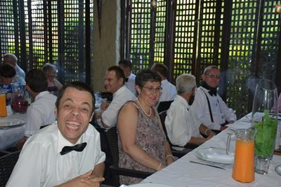 Spesiale kersete vir Eljada