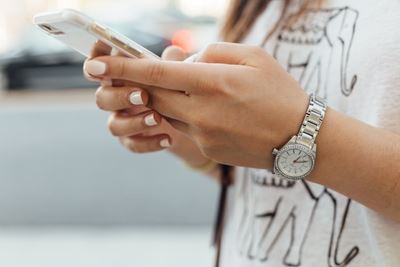 Presidential hotline beefed up with a mobile app, USSD code