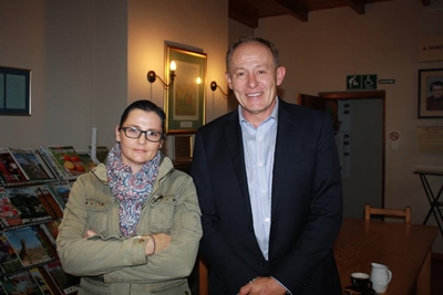 Fed-up residents get legal opinion