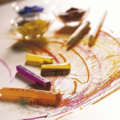 Art workshops for all