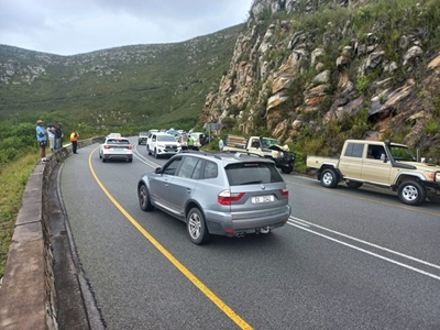 Outeniqua Pass closed after 2 accidents
