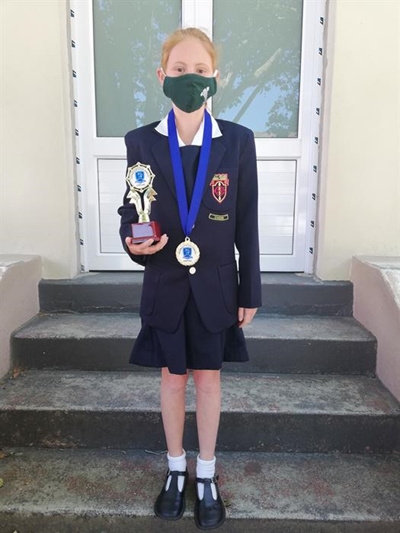 Kayleigh on provincial chess team