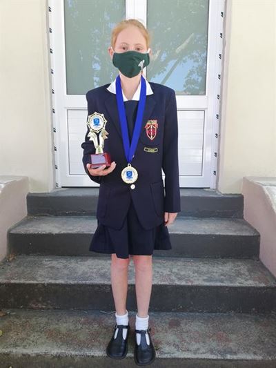 Kayleigh on provincial chess team