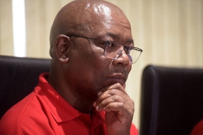 Arrest and jail politically connected grafters, Cosatu demands