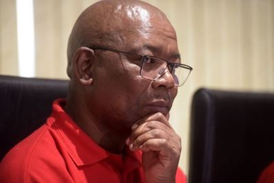Arrest and jail politically connected grafters, Cosatu demands