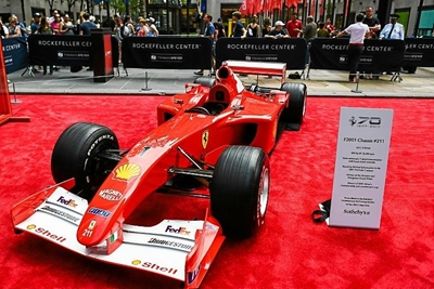 Schumacher Ferrari sets record at Sotheby's