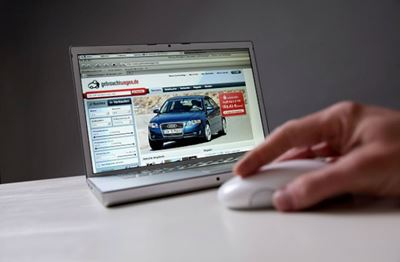 Avoid online vehicle scams, say police