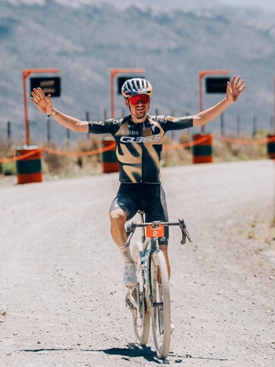 Nedbank Gravel Burn: Pidcock powers to stage 5 victory as Beers defends overall lead