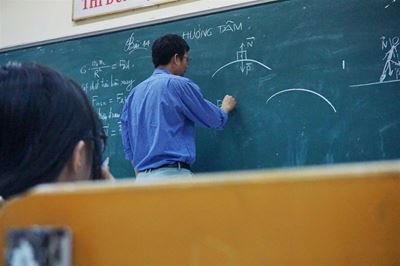 Set up your future: Be sure to come back to school